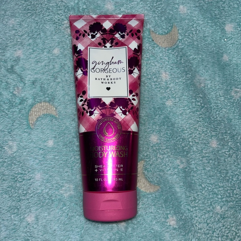 Bath & Body Works Gingham Gorgeous Pink and Purple Body Wash